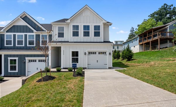 MEDMONT CIR SW B, ROANOKE, VA 24018 - Image 2ac9b01985183d30c6ddeba6ea31db06/261836703