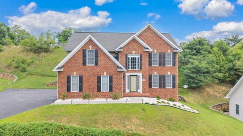 Homes For Sale - 2925 Phillips Brook Ln<br/> Salem, VA 24153