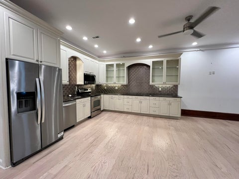 Apartment For Rent - 22 Campbell Ave #A<br/> Roanoke, VA 24011
