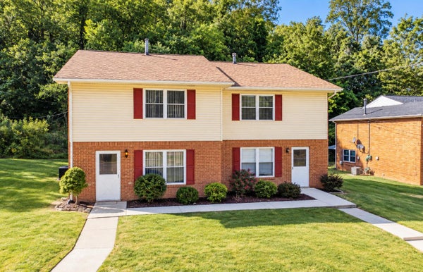 5405 SUGAR LOAF MOUNTAIN RD # 5407, ROANOKE, VA 24018 - Image 5129433e2db757fbc6fbf396617c0124/4019754015