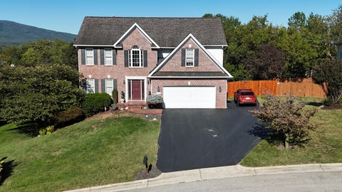 Homes For Sale - 1714 High Gate Ln<br/> Salem, VA 24153