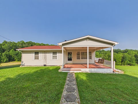 Homes For Sale - 878 Sugar Tree Rd<br/> Willis, VA 24380
