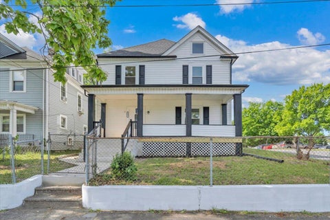 Homes For Sale - 552 Chestnut Ave<br/> Roanoke City County, Roanoke, VA 24016