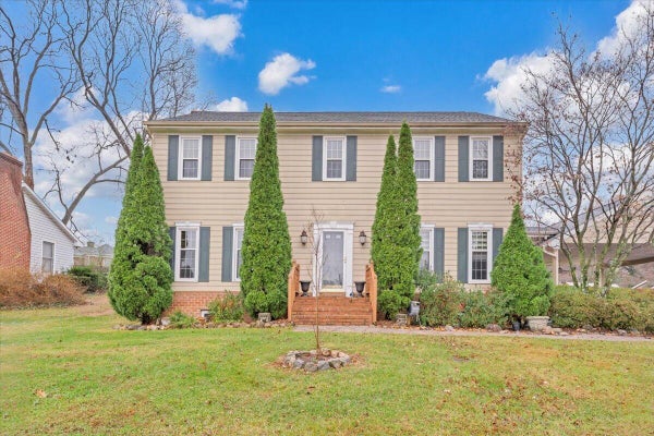 3336 CLARA AVE SW, ROANOKE, VA 24018 - Image 5eb89fec55de4ce2aea2decf71c539ce/2809745521
