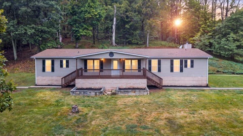Mobile Home For Sale - 103 Lookout Ridge Rd<br/> Bedford County, Blue Ridge, VA 24064