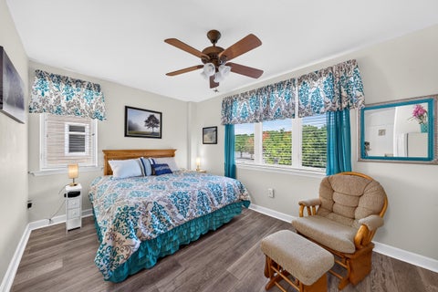 Condo For Sale - 1273 Graves Harbor Trl #UNIT 3204<br/> Huddleston, VA 24104