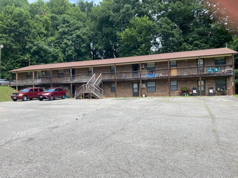 Apartment For Rent - 216 Hilltop Dr #8<br/> Collinsville, VA 24078