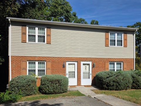 Multifamily For Rent - 228 Marlou St<br/> Vinton, VA 24179