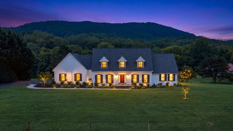 Homes For Sale - 1503 Laymantown Rd<br/> Troutville, VA 24175