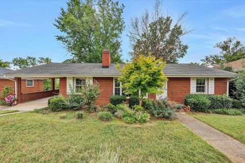 Homes For Sale - 2435 Westmont St<br/> Roanoke, VA 24012