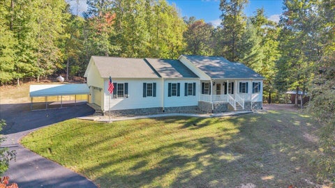 Homes For Sale - 7730 Bending Oak Dr<br/> Catawba, VA 24070