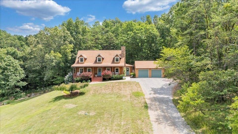 Homes For Sale - 615 Muse Rd<br/> Fincastle, VA 24090