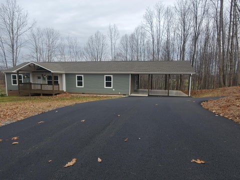 Homes For Sale - 4924 Horseshoe Bend Rd<br/> Bedford County County, Goodview, VA 24095