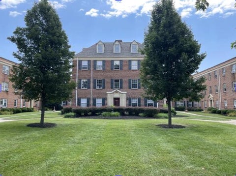 Apartment For Rent - 1732 Grandin Rd #APT 55<br/> Roanoke, VA 24015