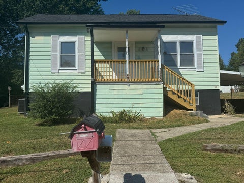 Homes For Rent - 90 Hylton Ave<br/> Danville, VA 24541