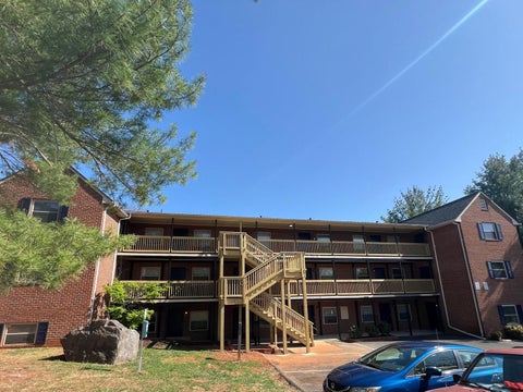 Apartment For Rent - 717 Sterling Rd #36<br/> Roanoke, VA 24014