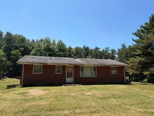 4689 PITTSVILLE RD, PITTSVILLE, VA 24139 - Image 93ebfa2cfabb478bd7bffd23c1dfd573/3907093049