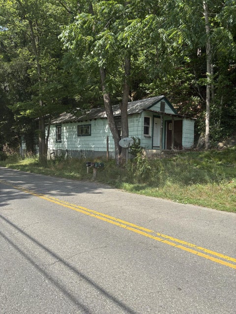 Homes For Sale - 1716 Alleghany Spring Rd Rd<br/> Montgomery County, Shawsville, VA 24162