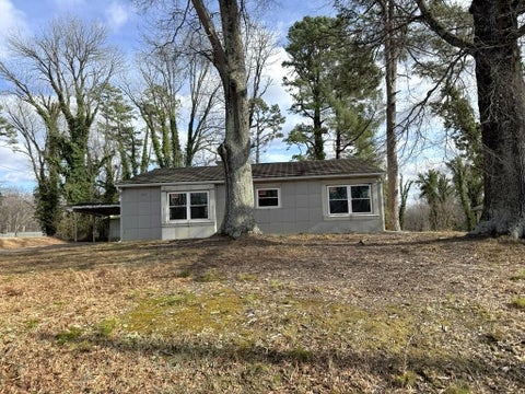 Homes For Sale - 707 Auburn Pl<br/> Martinsville, VA 24112
