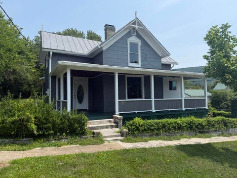 Homes For Sale - 420 C St<br/> Alleghany County, Clifton Forge, VA 24422
