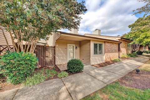 Condo For Sale - 437 Windward Dr<br/> Roanoke, VA 24018