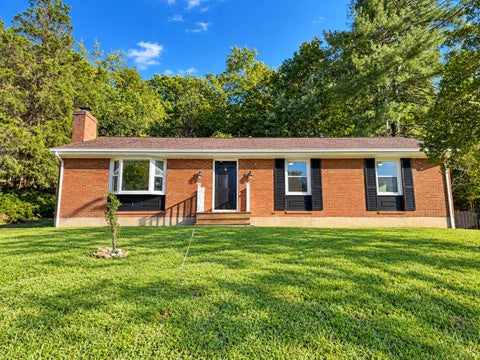 Homes For Sale - 5028 Sunny Side Dr<br/> Roanoke, VA 24018