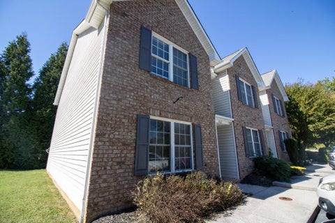 Townhouse For Rent - 2625 Belle Ave<br/> Roanoke, VA 24012
