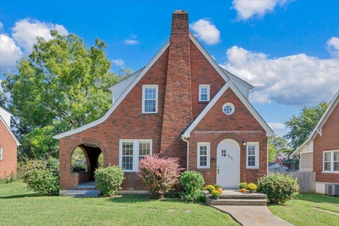 Homes For Sale - 2621 Chatham St<br/> Roanoke, VA 24012