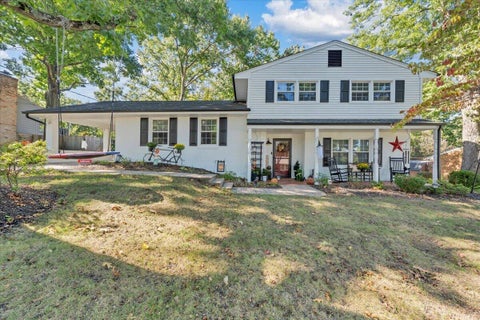 Homes For Sale - 2831 Westclub Dr<br/> Salem, VA 24153