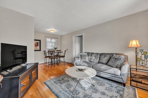 Apartment For Rent - 1933 Windsor Ave #4<br/> Roanoke, VA 24015