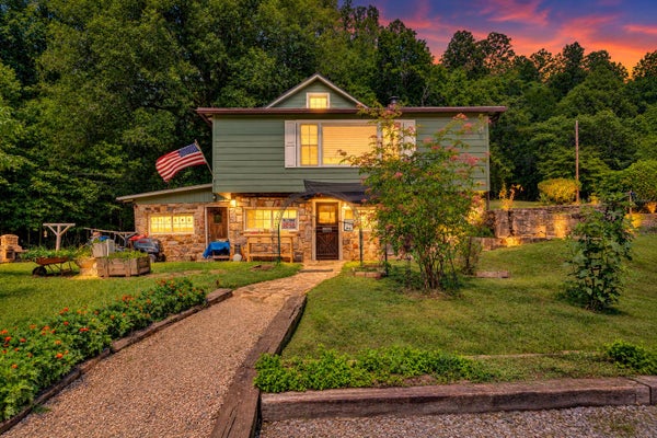 66 NAJJUM LN, ROANOKE, VA 24019 - Image cbaee88146213bbe68ae3dcdf6e87fca/185128918