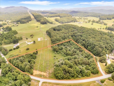 Vacant Land For Sale - 8380 Arabian Ln<br/> Roanoke County, Catawba, VA 24070