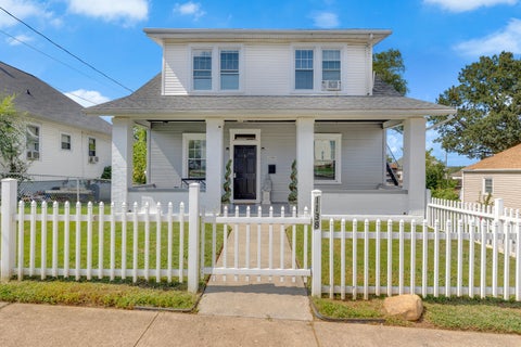 Multifamily For Sale - 1138 Montrose Ave<br/> Roanoke City County, Roanoke, VA 24013