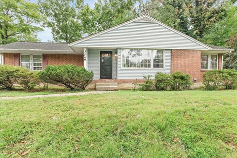 Homes For Sale - 3226 Colonial Ave<br/> Roanoke, VA 24018