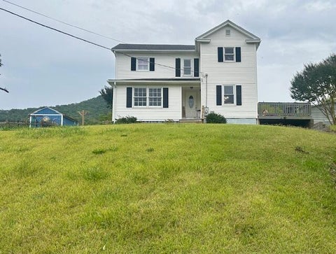 Homes For Sale - 36 Boyd St<br/> Buchanan, VA 24066