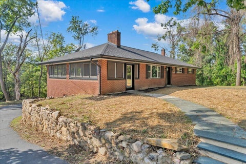 Homes For Sale - 3848 View Ave<br/> Roanoke, VA 24018