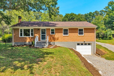 Homes For Sale - 371 Little Mountain Dr<br/> Franklin County County, Rocky Mount, VA 24151