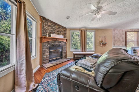 Homes For Sale - 2316 Ridge Rd<br/> Roanoke, VA 24014