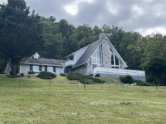 384 EASY SLOPE LN, NEW CASTLE, VA 24127 - Image eb8ce0c84e6b358e7f542b6cd2f0b150/3603249513