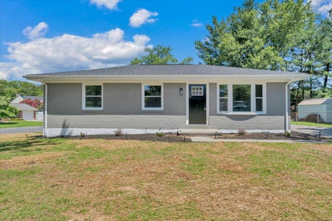 Homes For Sale - 1006 Maywood Dr<br/> Roanoke County, Vinton, VA 24179