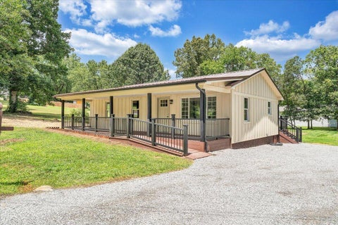 Homes For Sale - 97 Green Acres Ln<br/> Craig County, New Castle, VA 24127