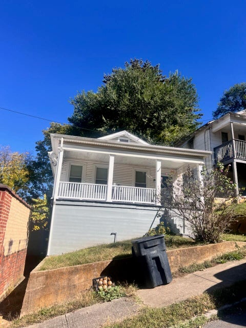 Homes For Sale - 408 Jennings Ave<br/> Roanoke City County, Roanoke, VA 24013