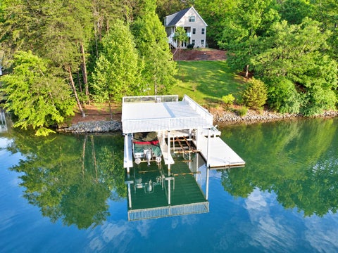 Homes For Sale - 108 Pebble Brook Ln<br/> Moneta, VA 24121