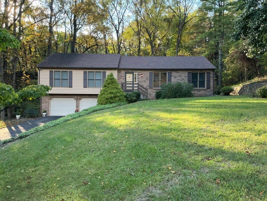 7414 CARRIAGE HILLS DR, ROANOKE, VA 24018 - Image fe66623e5f4a75e0f28eaee0d444bbf1/1285306007