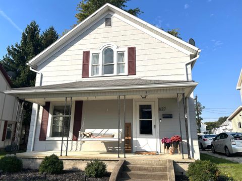 Photo of 627 N Sugar Street, Celina, OH 45822 (MLS # 1042077)