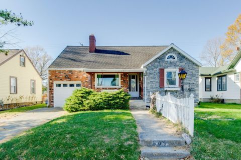 Photo of 207 Roseland Avenue, Springfield, OH 45503 (MLS # 1043045)
