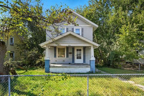 Photo of 321 Glenn Avenue, Springfield, OH 45505 (MLS # 1041019) Photo of 321 Glenn Avenue, Springfield, OH 45505 (MLS # 1041019)