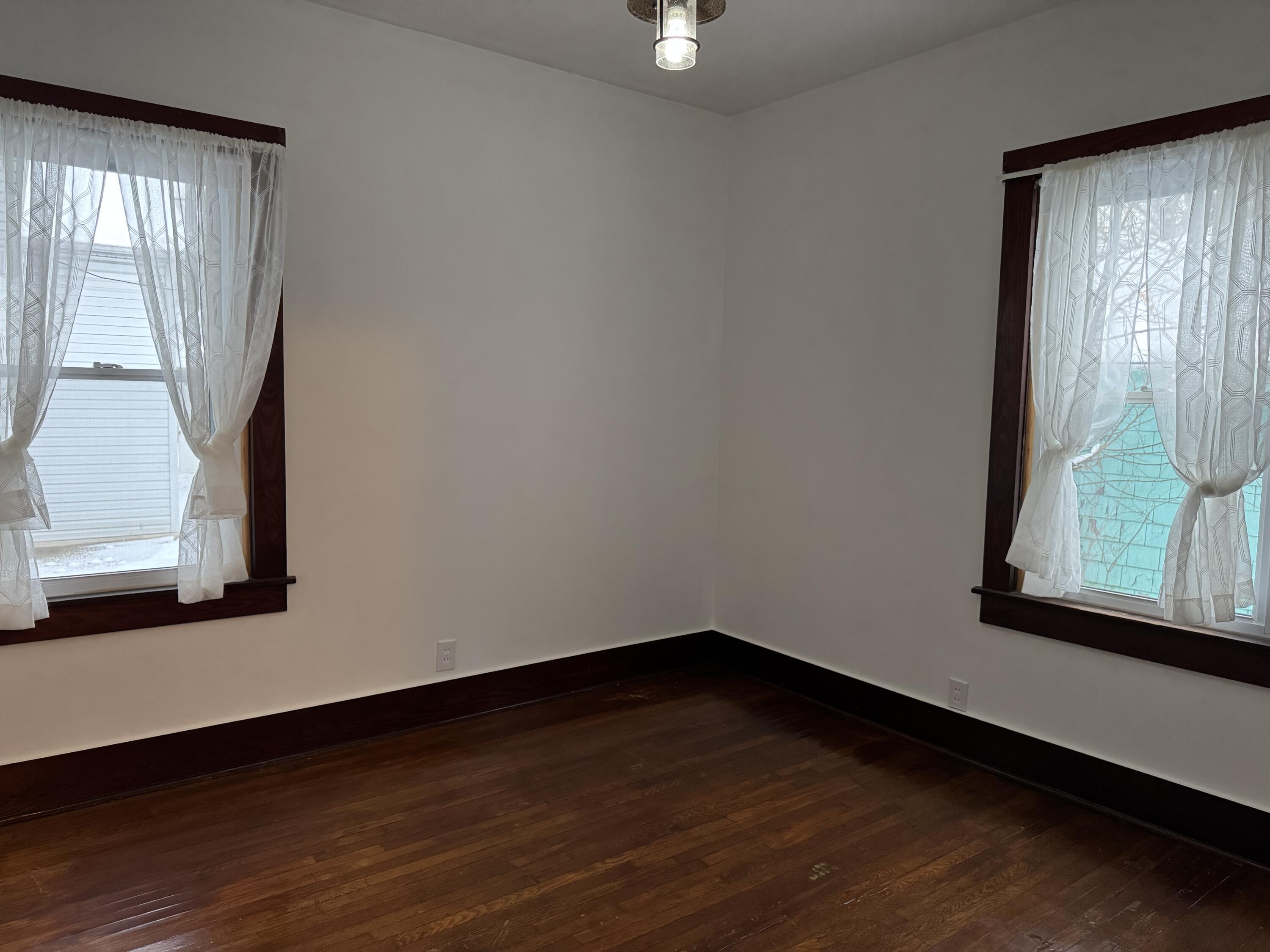 Bellefontaine, Ohio 43311, United States, 2 Bedrooms Bedrooms, ,1 BathroomBathrooms,Residential,Contingent,252191