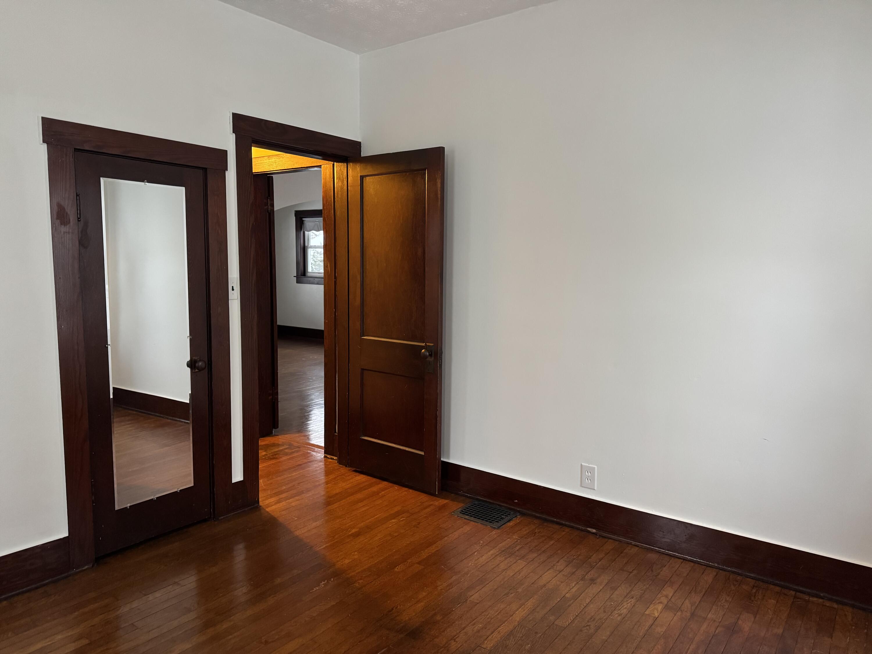 Bellefontaine, Ohio 43311, United States, 2 Bedrooms Bedrooms, ,1 BathroomBathrooms,Residential,Contingent,252191