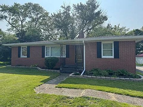 Photo of 801 S Bird Road, Springfield, OH 45505 (MLS # 1040883) Photo of 801 S Bird Road, Springfield, OH 45505 (MLS # 1040883)